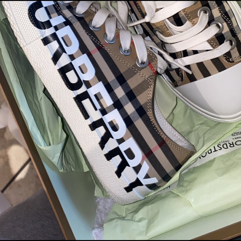 Designer Shoes View 2